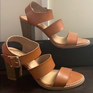 Old Navy heels sz 7